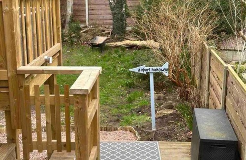 Didsbury Apartment | Airport Hideaway