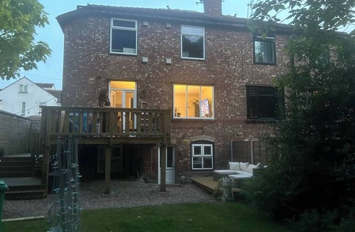 Didsbury Apartment | Airport Hideaway