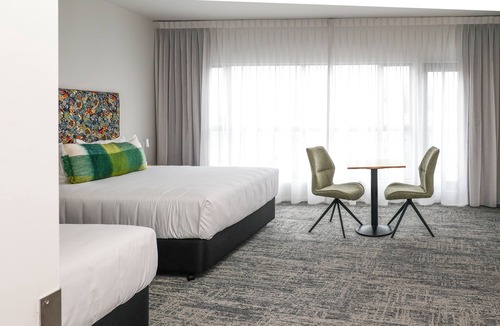 Wellington Hotel | Airport Stays