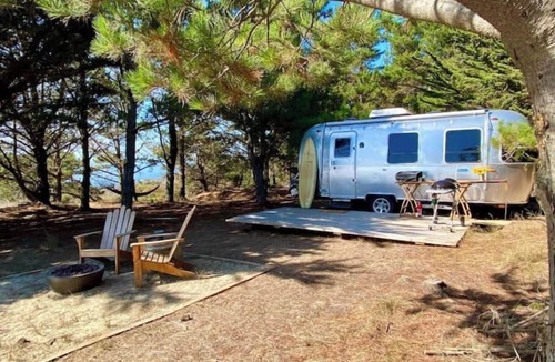 Half Moon Bay House | Airstream Coastal Hideaway Sunset