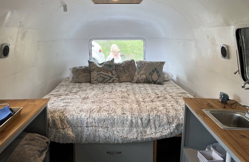 Bastrop House | Airstream Vibes on 90 acres