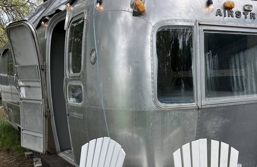 Bastrop House | Airstream Vibes on 90 acres