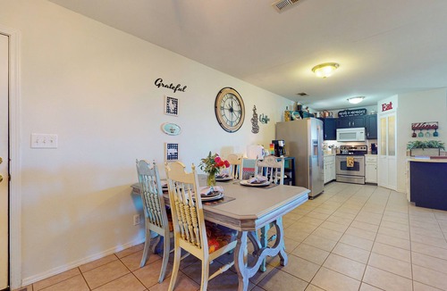 Wise County House | Airstrip Access! Dog-Friendly Rhome Retreat