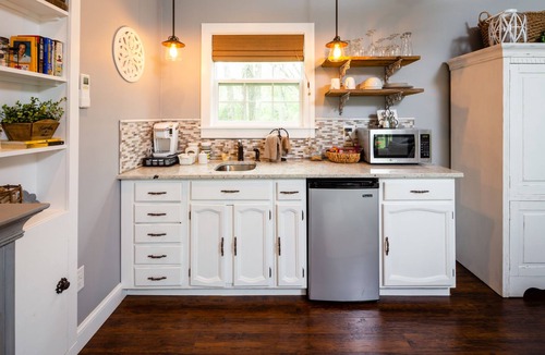 Blue Ridge Bed & Breakfast | Airwell Bed and Breakfast