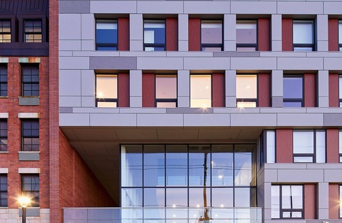 Hoboken Apartment | Airy 3 BR Flat w Shared Deck - gym - Mins to NYC