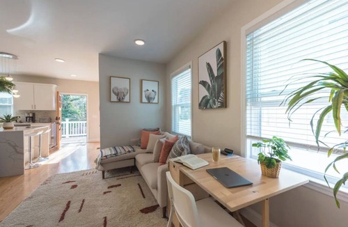 Princeton Condo | Airy Downtown 1BR w/Parking