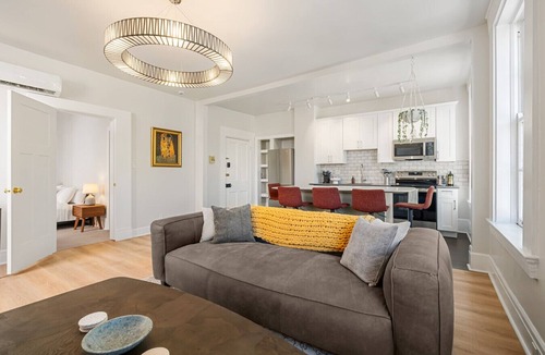 Pendleton Apartment | Airy, Elegant 1bd Apartment, Steps from Everything