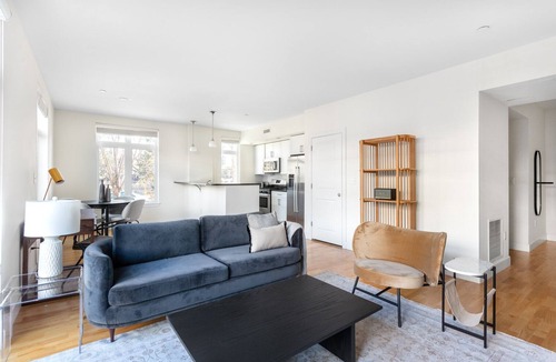 North Cambridge Apartment | Airy Porter Square 2BR w/W/D, Elevator, by Davis Station