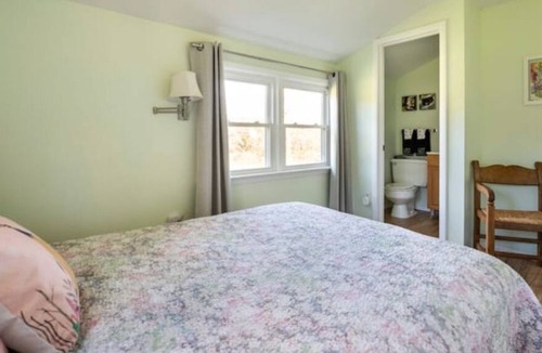 New Paltz Apartment | Airy & Private Escape on Mountain Rest Road Pool