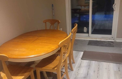 Pickering Apartment | Airy, spacious, nature facing walk-out suite