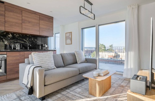 Wiedikon Apartment | Airy Wiedikon 1BR w/Storage & W/D, nr Market, by Blueground