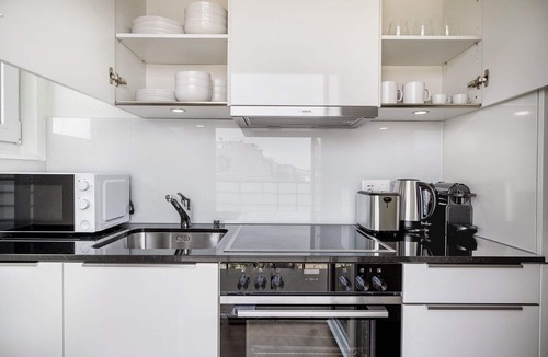 Alt-Wiedikon Apartment | Airy Wiedikon 2.5BR w/W/D & Storage Room, nr Tram, by Blueground