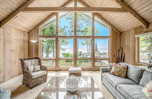 Harbor Springs House | Aisling