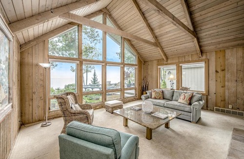 Harbor Springs House | Aisling