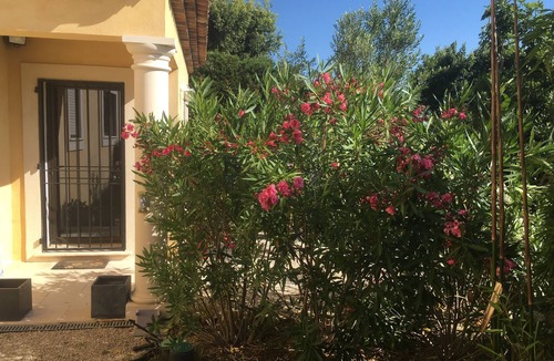 Nord Apartment | Aix en provence Field of Painters T1 Garden and parking
