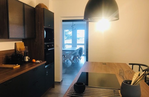 Nord Condo | AIX EN PROVENCE, LE8, APARTMENT FOR 4 PEOPLE, FULLY EQUIPPED, WIFI AND AIR CONDITIONING, VIEW