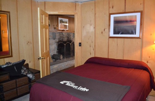 Bergland Cabin | AJ's Lodge and Oven