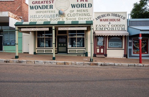 Gulgong House | AJS Bank - Pet friendly