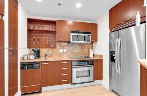 Brickell Apartment | AKA Brickell 32th Free Parking by Palermo Home