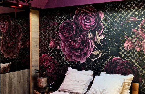 Lavaur Apartment | AKA LOVE ROOM