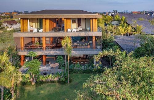Tanjungbenoa Villa | Akashi Residence