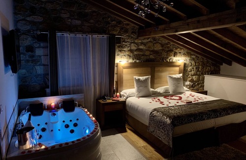 Llerana Hotel | Akla Hotel Suites Valles Pasiegos