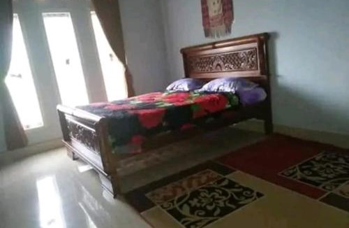 Bayan House | Akria Bed and breakfast