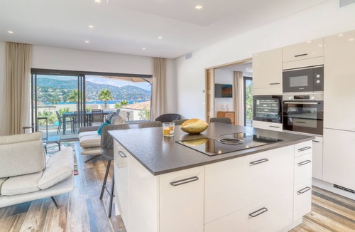 Le Lavandou House | Akwabay - Les Villas du Cap