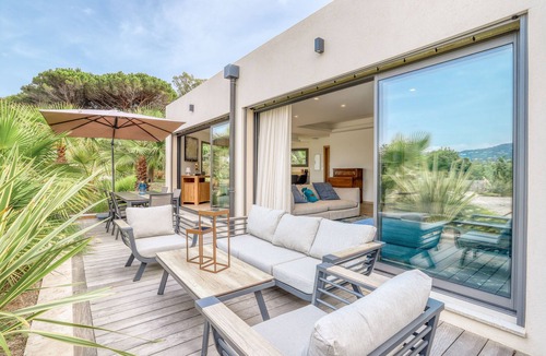 Le Lavandou House | Akwabay - Les Villas du Cap