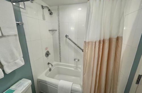 Ala Moana Apartment | Ala Moana Hotel 31st floor