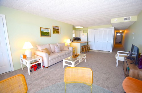 Ocean City Condo | Alameda 5-Oceanfront 25th St, W/D, AC, WIFI