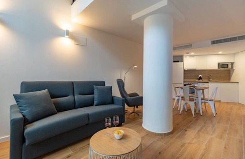 Penya-roja Apartment | Alameda suites loft 3