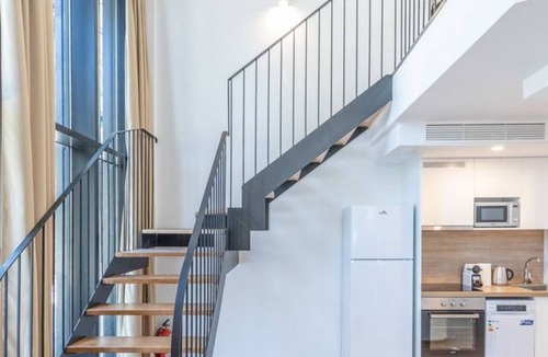 Penya-roja Apartment | Alameda suites loft 4