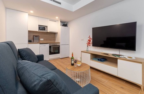 Penya-roja Apartment | Alameda suites loft 9