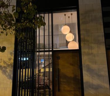 Penya-roja Apartment | Alameda Velvet Ciudad Ciencias - Housevanlive