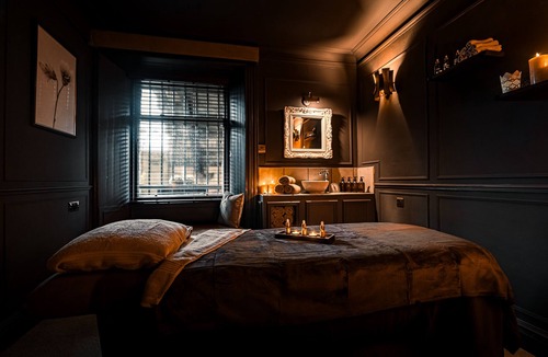 Kelvinbridge House | Alamo Guest House