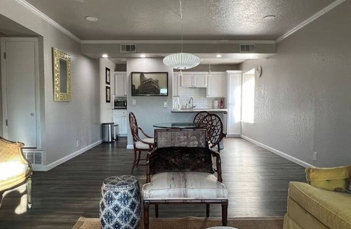 Uptown Condo | Alamo Heights safe and quiet condo