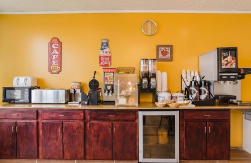 Gillette Hotel | Alamo Inn & Suites