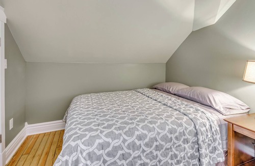 Alamogordo Apartment | Alamogordo Vacation Rental - Walk Downtown!