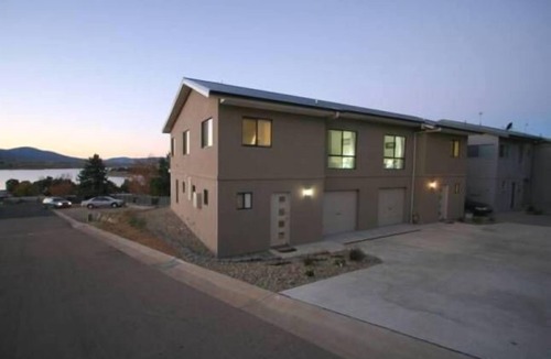 Jindabyne House | Alaska 1- Great lake & mountain views