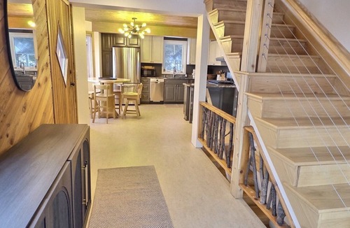 Rabbit Creek Ski Chalet | Alaska Mountain Chalet