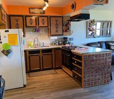Seward House | Alaska's Point of View