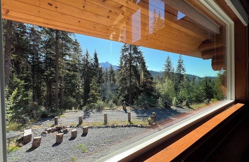 Bear Creek Cabin | Alaskan Log Cabin