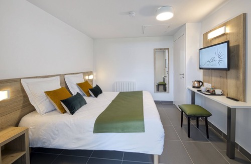 Mesnil-Saint-Pere Hotel | Alba Hotel Lac d'Orient