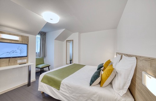 Mesnil-Saint-Pere Hotel | Alba Hotel Lac d'Orient