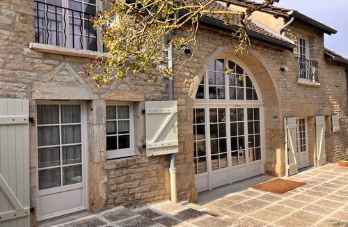 Pouilly-en-Auxois House | Alba star