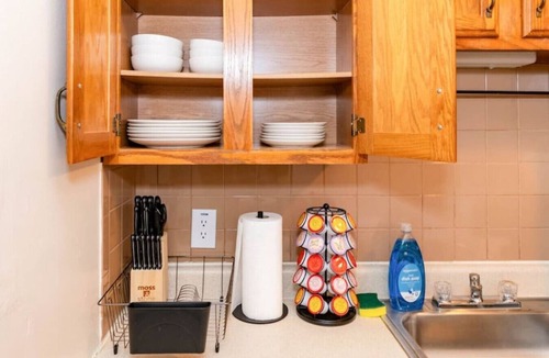Albany Apartment | Albany Condo w/Kitchen, Gym, WiFi & BBQ Area – Near Downtown