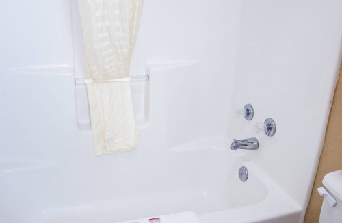 Albany Hotel | Albany Inn & RV Campground