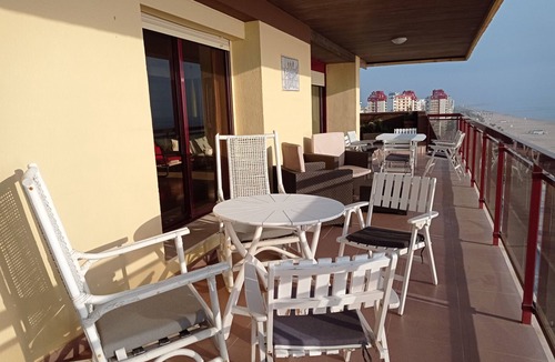 Grau i Platja Apartment | Albatros 10º, Solo Familias!