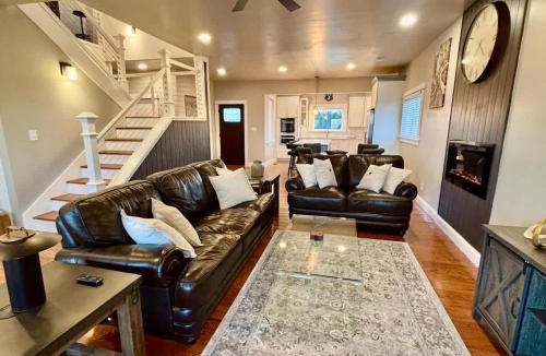 Columbia House | Albemarle Soundfront Retreat